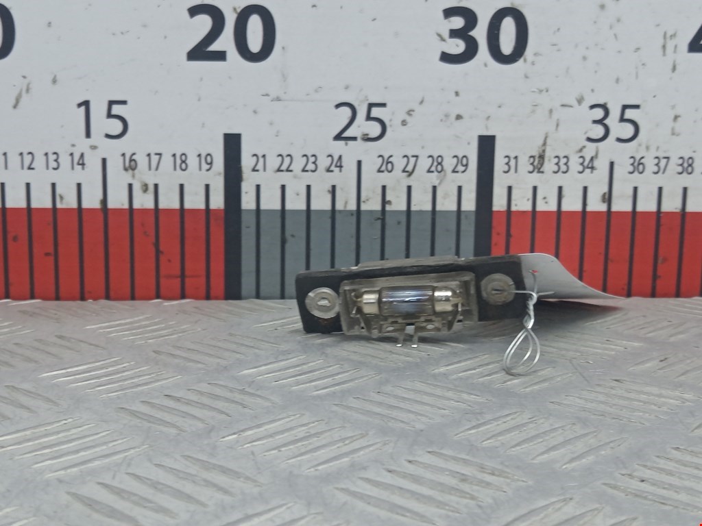 Фонарь подсветки номера VOLKSWAGEN Sharan 1995-2010