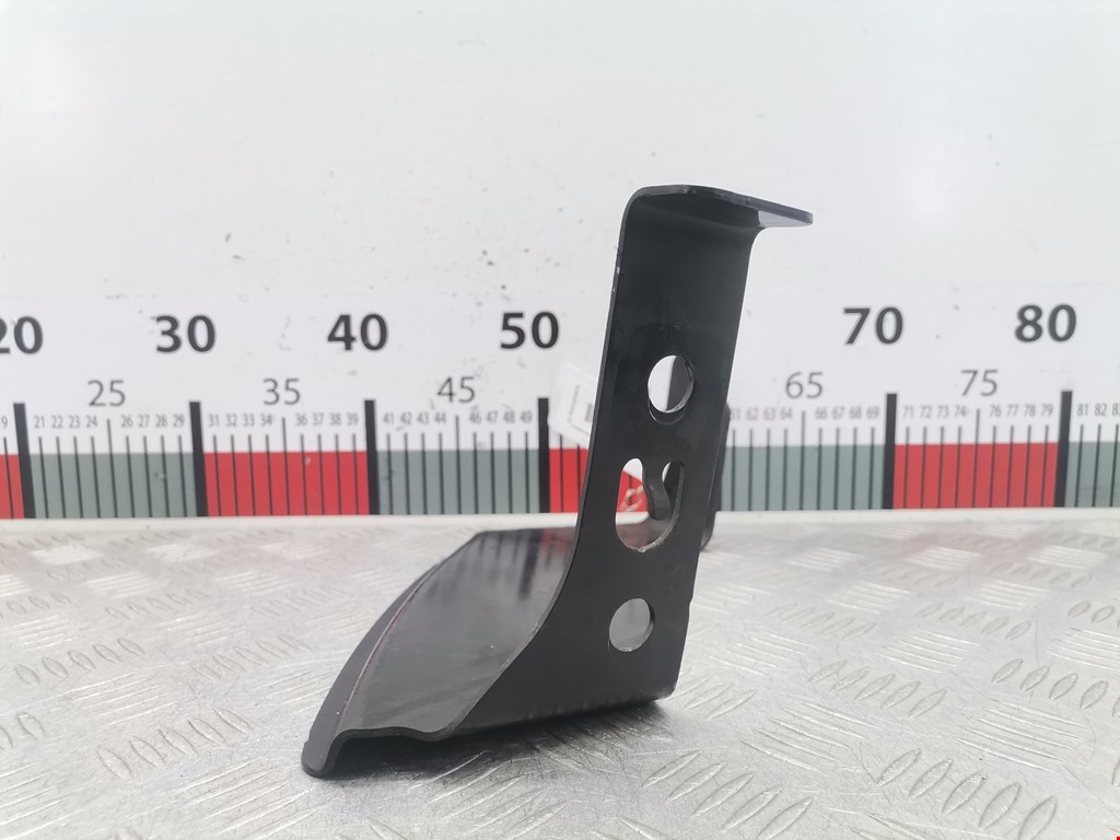 Кронштейн переднего бампера левый RENAULT Master 2010-н.в.