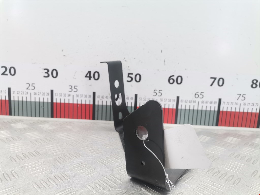 Кронштейн переднего бампера левый RENAULT Master 2010-н.в.