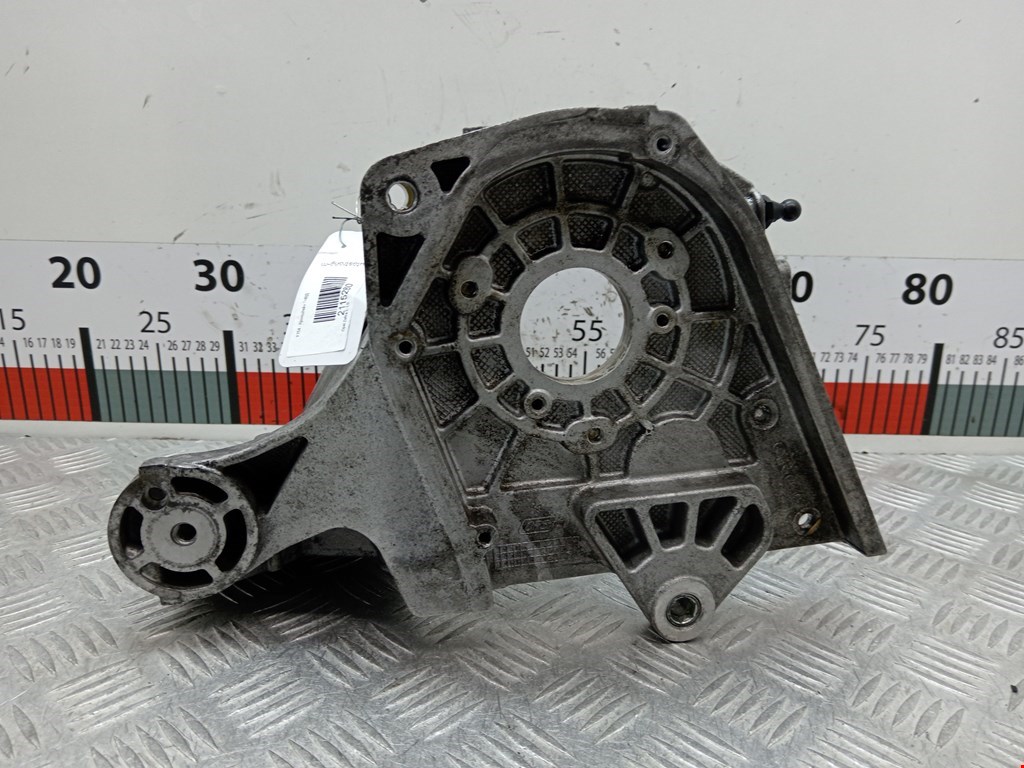 Кронштейн ТНВД OPEL Zafira B 2005-2012