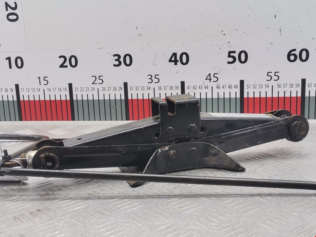 Домкрат SUBARU Legacy 1998-2004