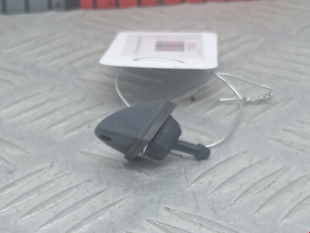 Форсунка омывателя заднего стекла OPEL Corsa C 2000-2006