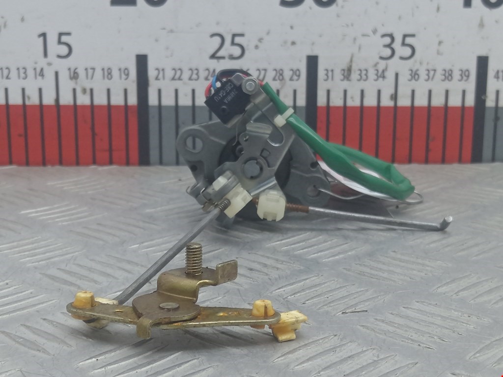 Ручка двери багажника наружная MAZDA 626 GE 1992-1997