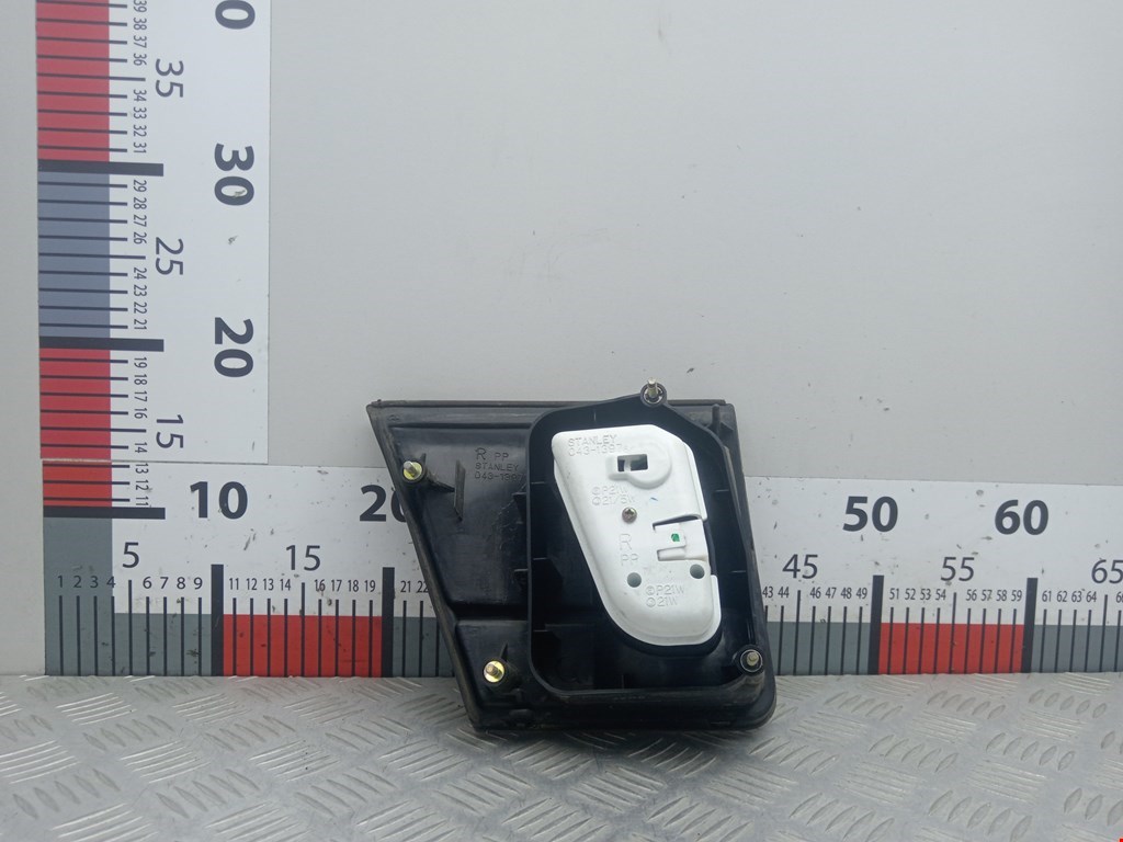 Фонарь задний внутренний правый MAZDA 626 GE 1992-1997