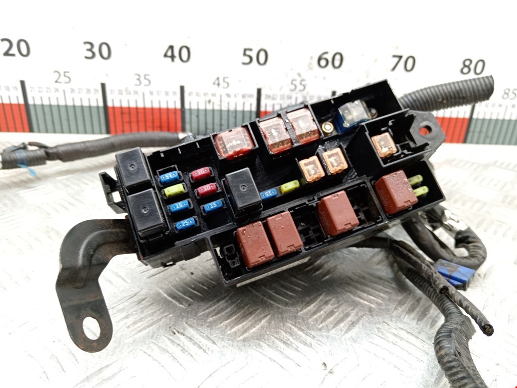 Датчик уровня в бачок омывателя SUBARU Forester II 2002-2008