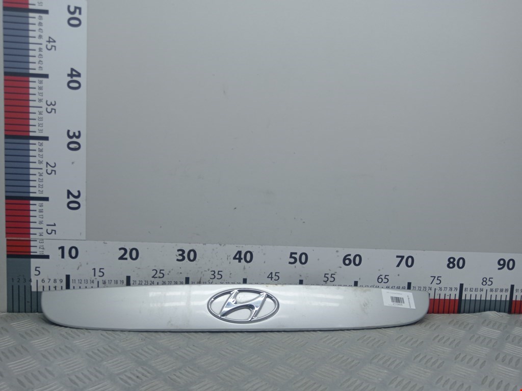 Накладка декоративная (молдинг) крышки (двери) багажника Hyundai Accent 3 (2006-2011)