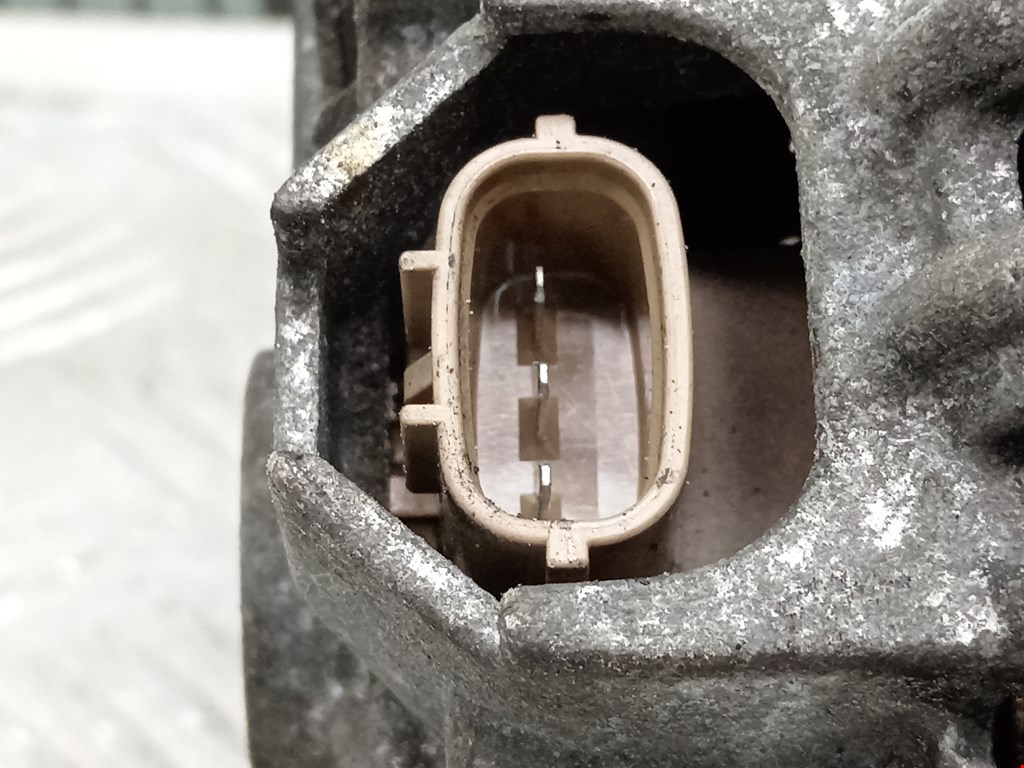 Генератор SUBARU Legacy 1998-2004