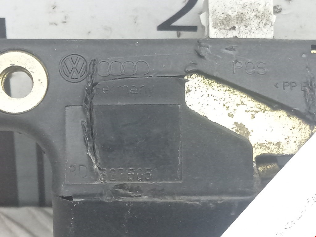 Замок багажника (крышки двери) AUDI A6 C5 1997-2004