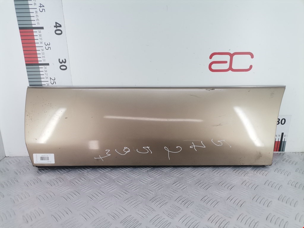 Накладка декоративная (молдинг) двери задней левой Lexus LS 2 (UCF20) (1994-2000)