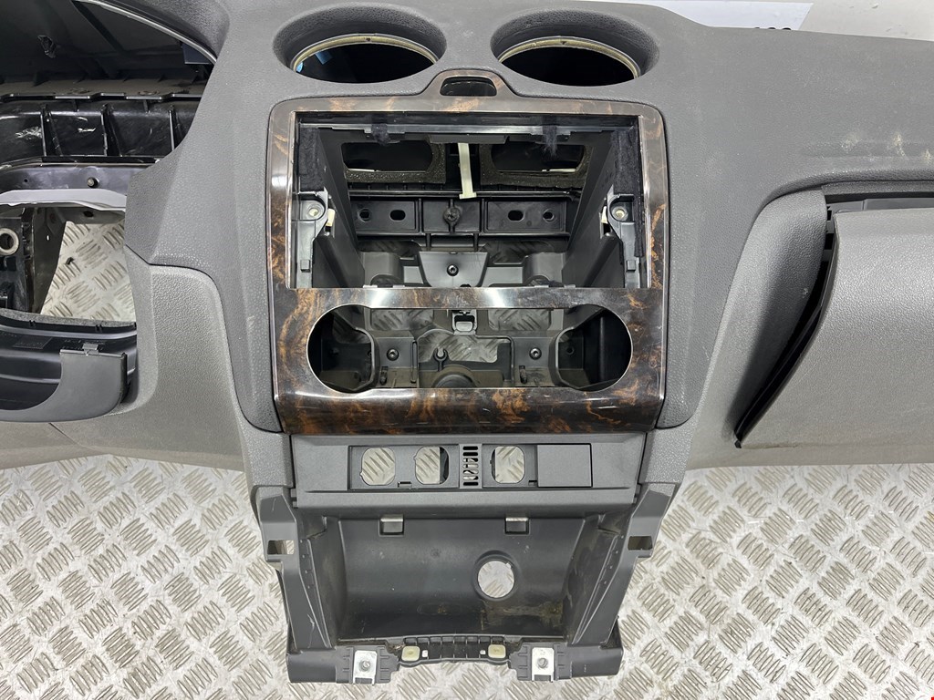 Торпедо FORD Focus II 2005-2011