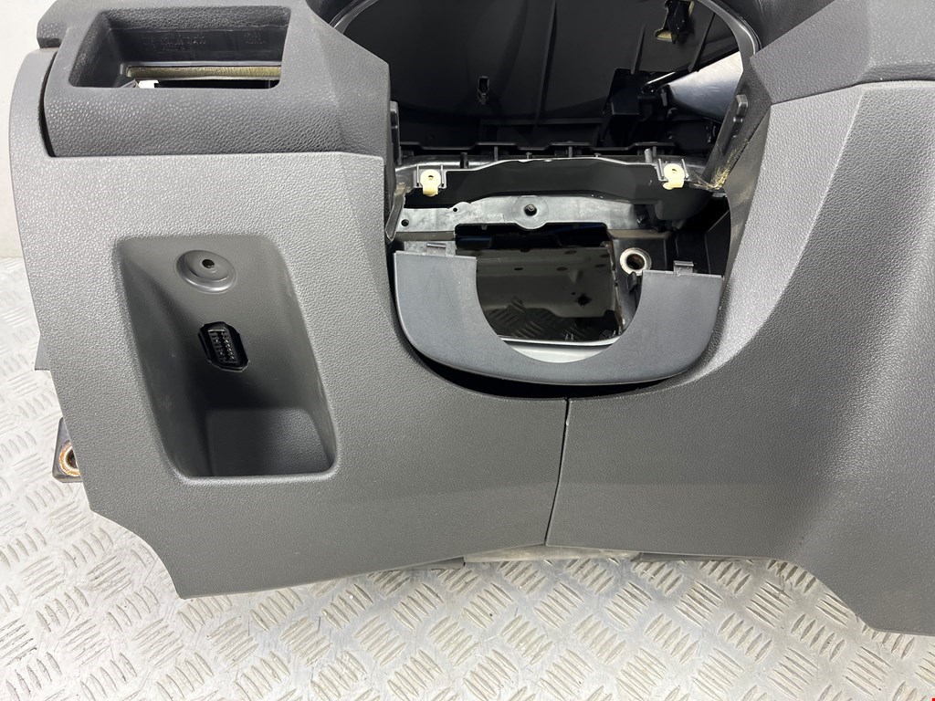 Торпедо FORD Focus II 2005-2011