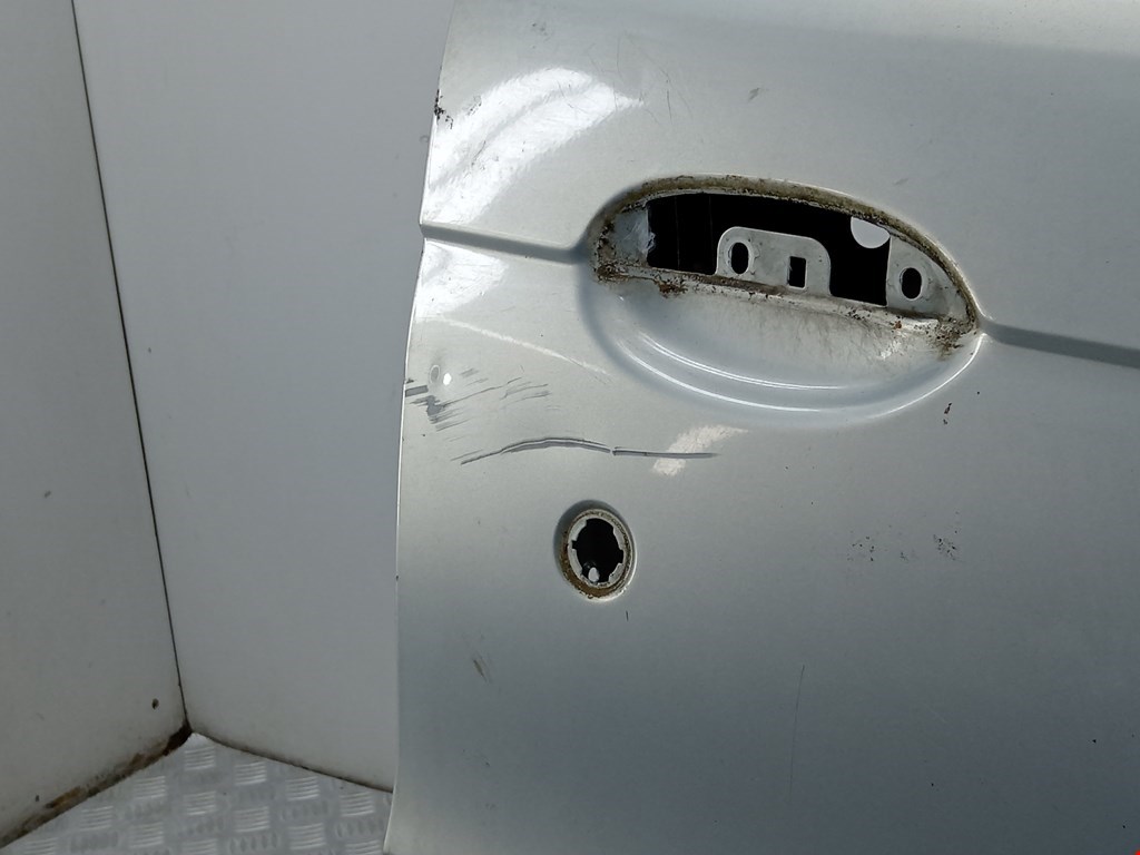 Дверь передняя правая RENAULT Scenic I 1996-2003