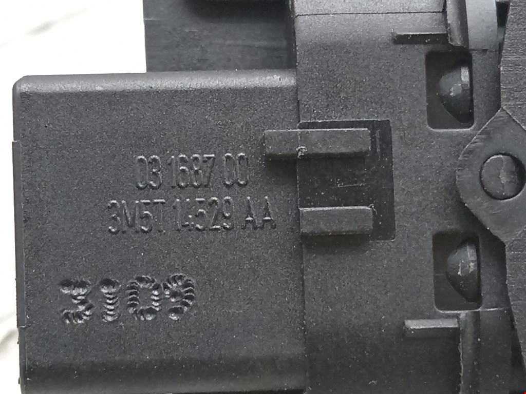 Кнопка стеклоподъемника FORD C-MAX 2003-2010