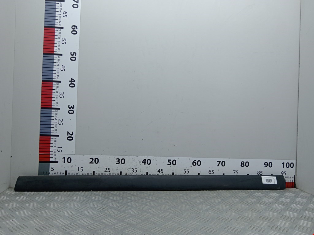 Накладка декоративная (молдинг) двери передней правой Volkswagen Sharan 1 (1995-2010)