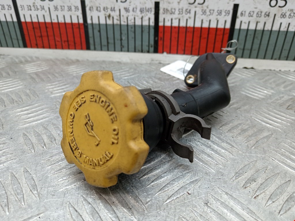 Горловина маслозаливная (залива масла) SUBARU Forester II 2002-2008