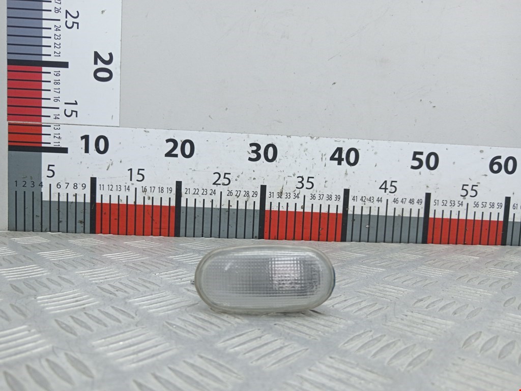 Повторитель на крыло MITSUBISHI Galant VIII 1996-2006