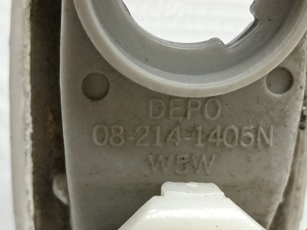 Повторитель на крыло MITSUBISHI Galant VIII 1996-2006