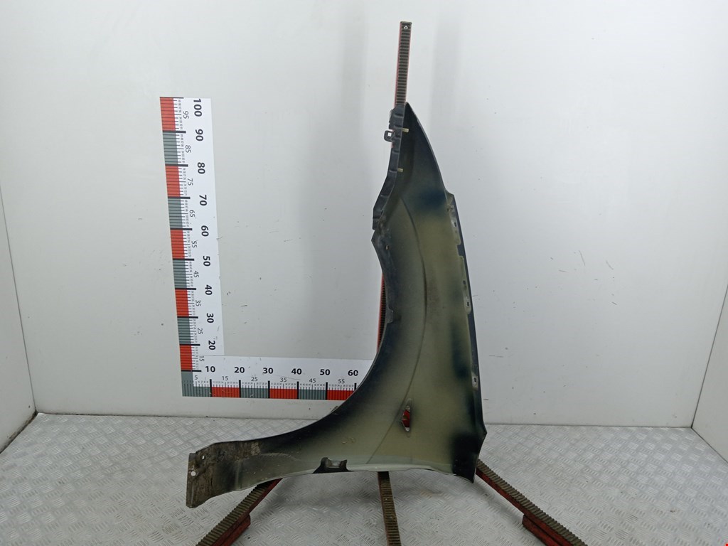 Крыло переднее правое FORD Focus I 1998-2005