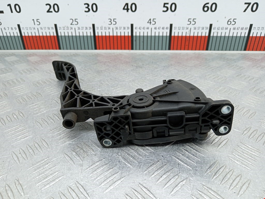 Педаль газа VOLKSWAGEN Polo IV 2001-2009