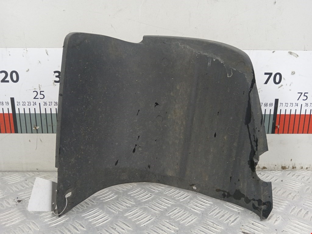 Локер (подкрылок) задний правый CITROEN Evasion 1994-2002