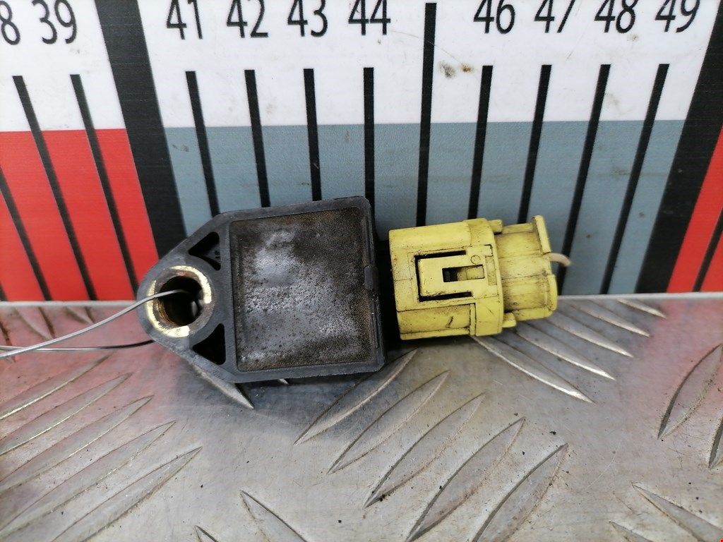 Датчик AIR BAG (подушек безопасности) TOYOTA Corolla Verso E121 AR10 2001-2009