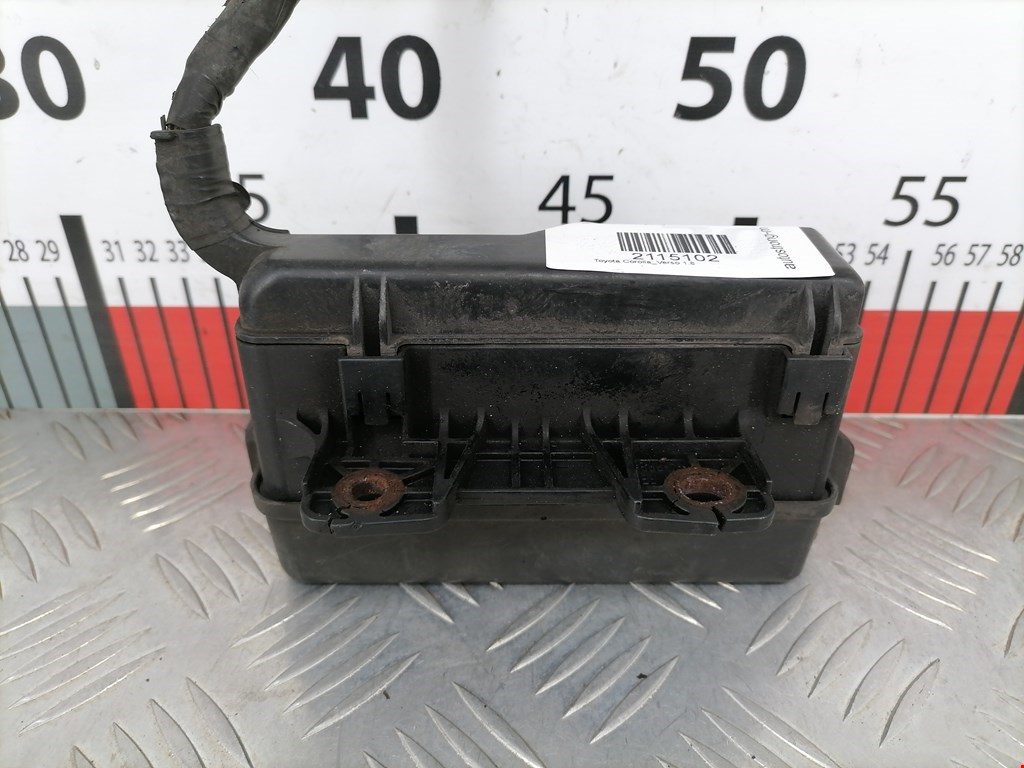 Блок реле TOYOTA Corolla Verso E121 AR10 2001-2009