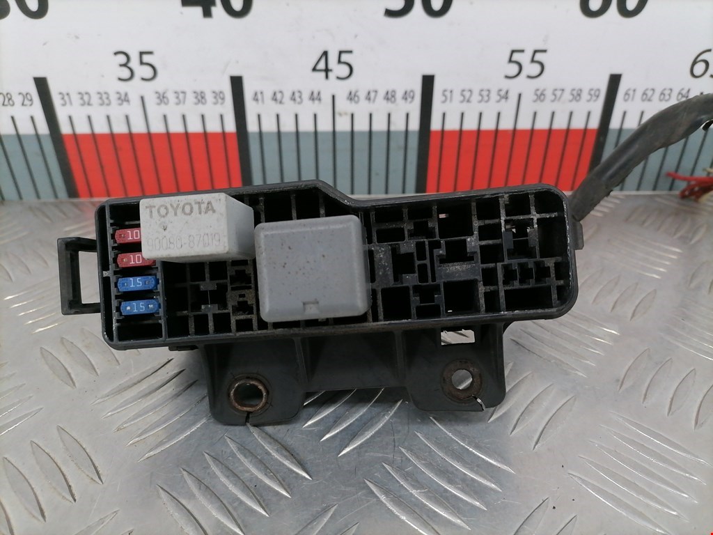 Блок реле TOYOTA Corolla Verso E121 AR10 2001-2009