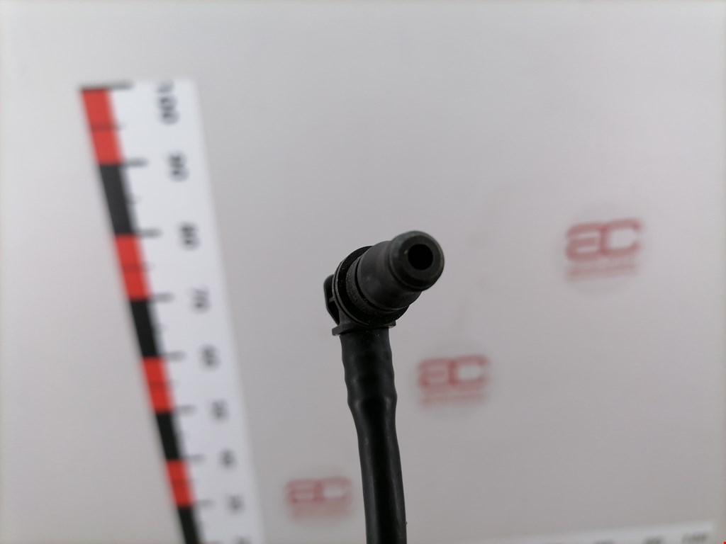 Трубка системы охлаждения MERCEDES-BENZ R-Class W251 2005-2017