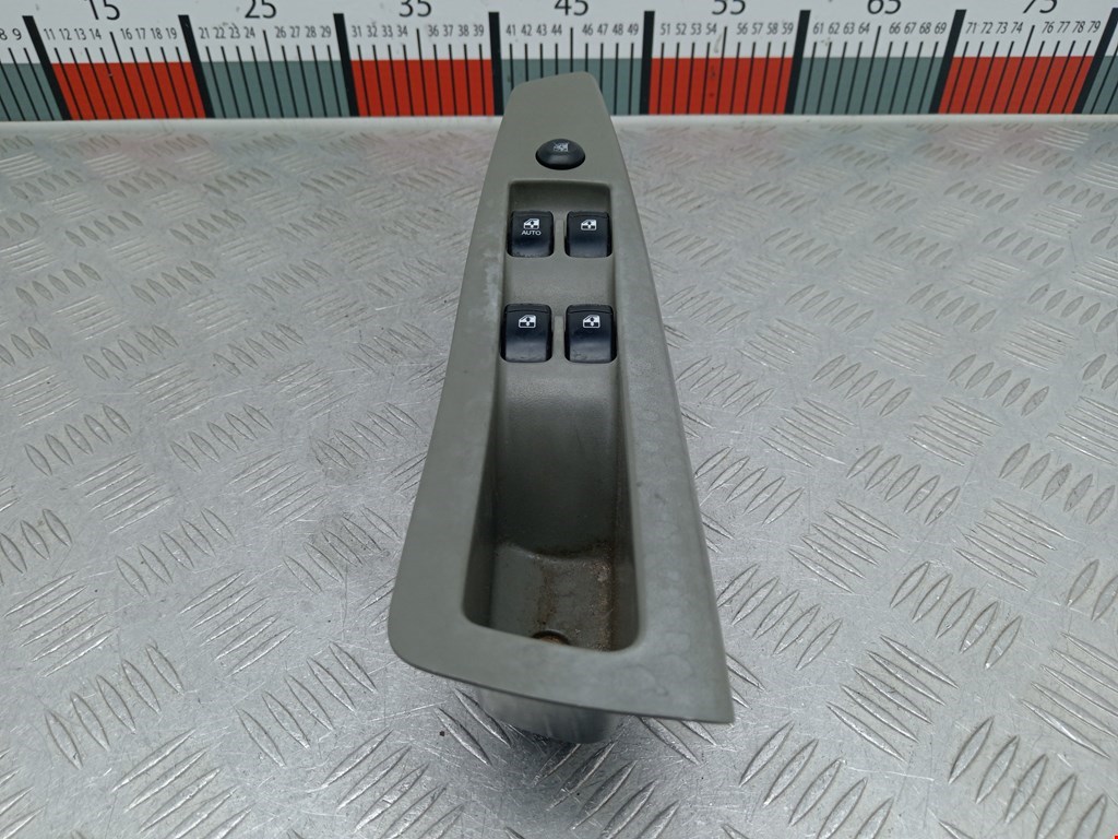 Блок управления стеклоподъемниками DAEWOO Nubira 2003-2007