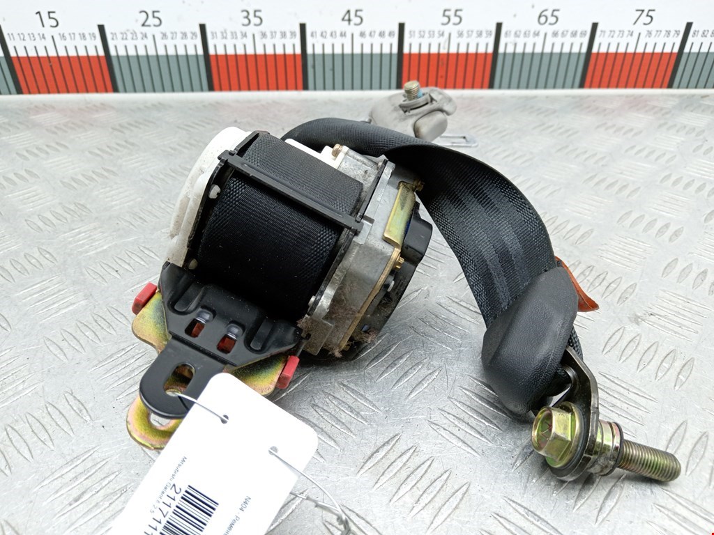 Ремень безопасности передний правый MITSUBISHI Galant VIII 1996-2006