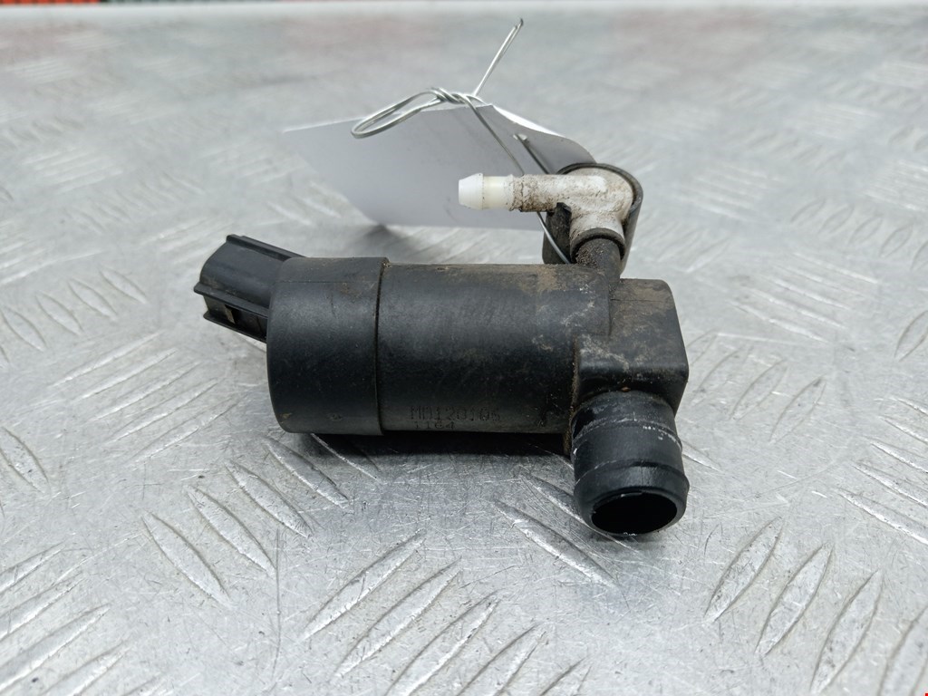 Насос (моторчик) омывателя Volvo V70 2 (2000-2007)