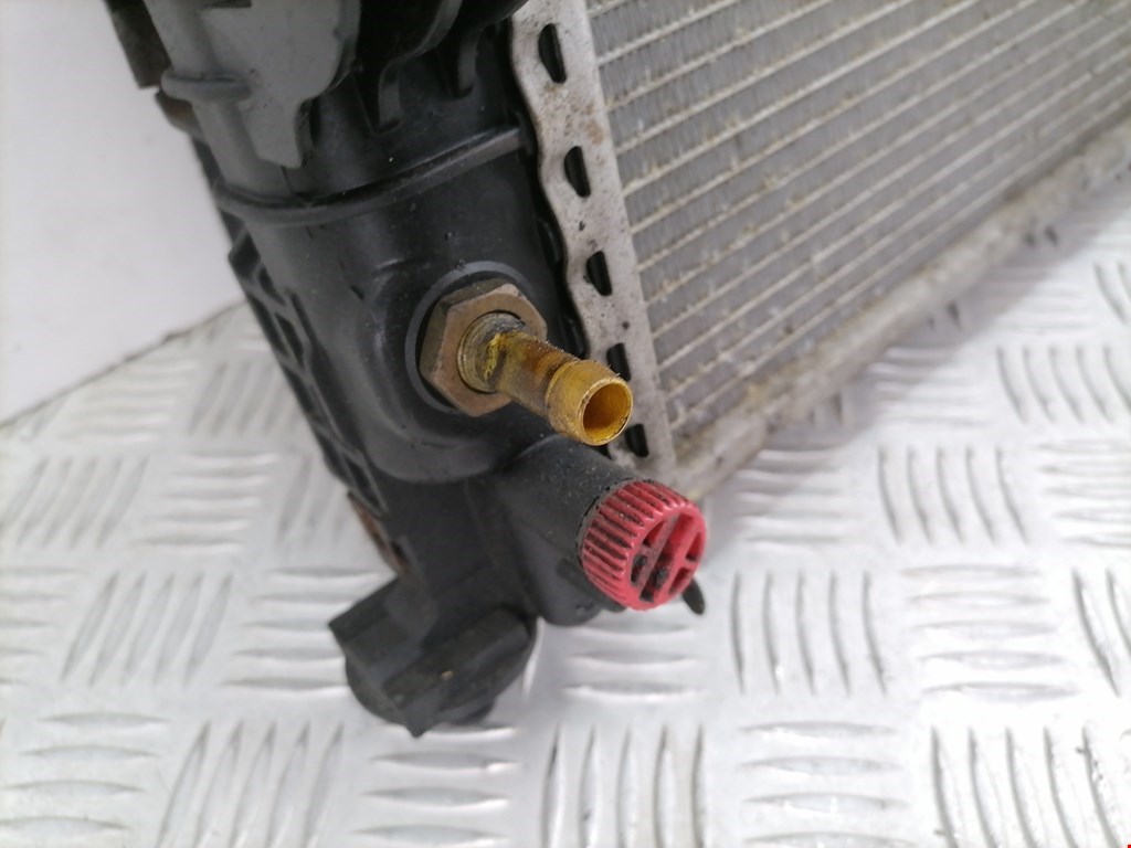 Радиатор основной MERCEDES-BENZ R-Class W251 2005-2017