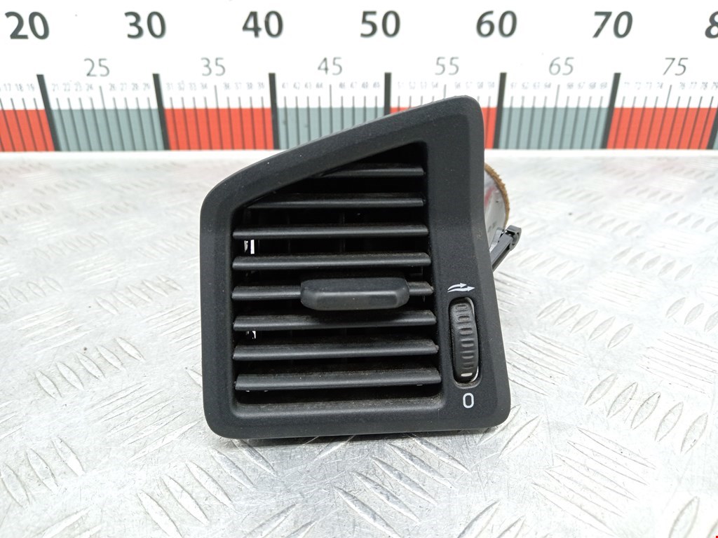 Дефлектор воздушный VOLVO V70 II 2000-2007