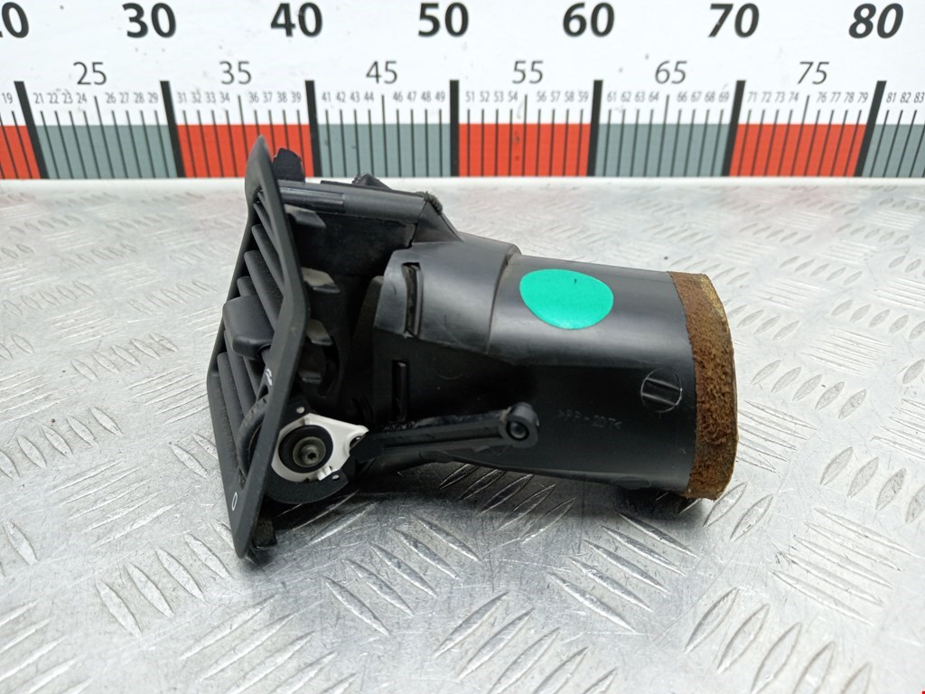 Дефлектор воздушный VOLVO V70 II 2000-2007