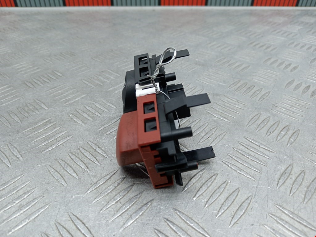 Кнопка аварийной сигнализации (аварийки) RENAULT Megane II 2002-2009