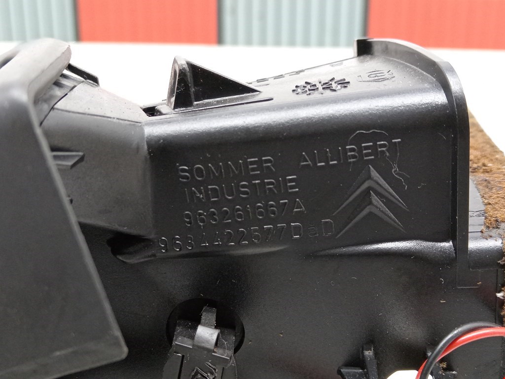 Дефлектор воздушный CITROEN C5 I 2001-2008