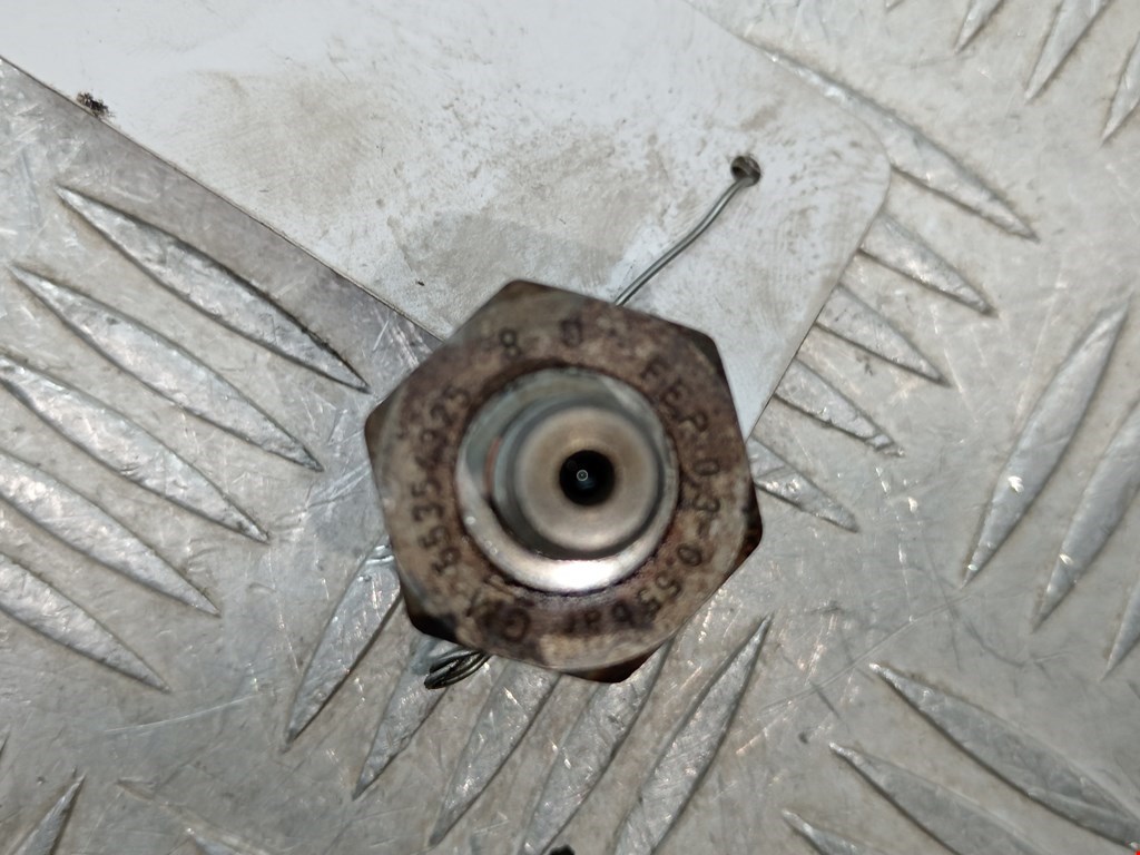 Датчик давления масла OPEL Zafira B 2005-2012