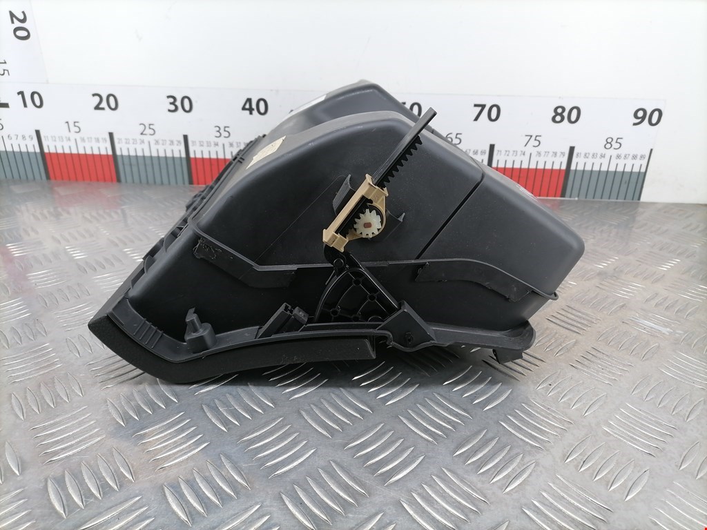 Бардачок VOLKSWAGEN Polo IV 2001-2009