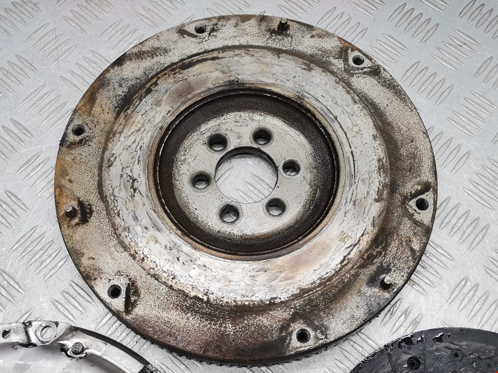 Маховик (демпфер сцепления) NISSAN Qashqai J10 2006-2013