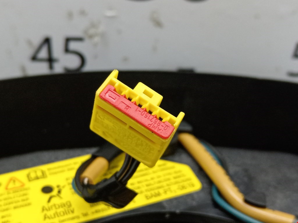 Подушка безопасности в рулевое колесо FORD Focus I 1998-2005