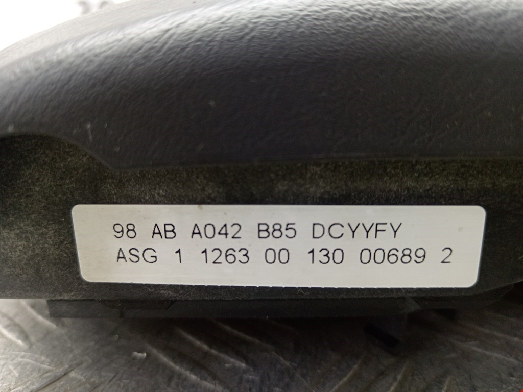 Подушка безопасности в рулевое колесо FORD Focus I 1998-2005