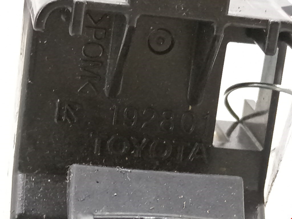 Кнопка стеклоподъемника TOYOTA Prius III XW30 2009-2015