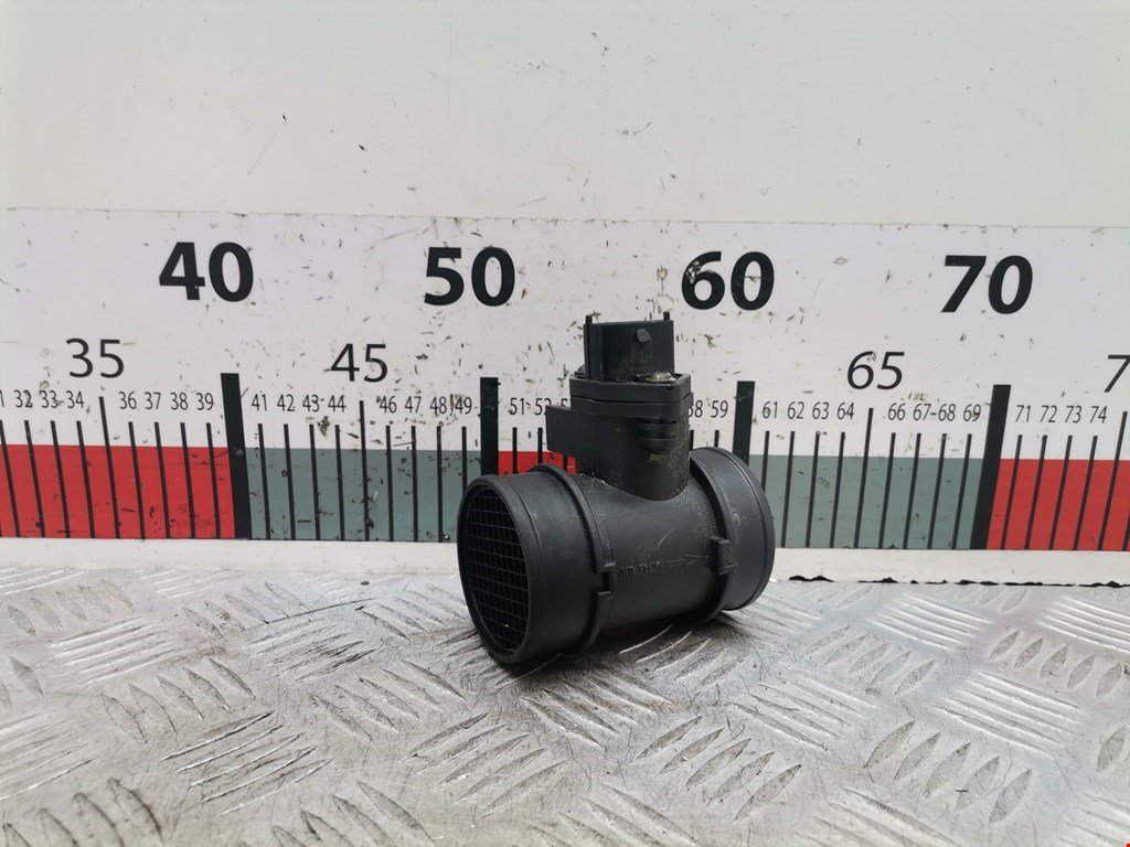 Расходомер воздуха (ДМРВ) Opel Corsa C (2000-2006)