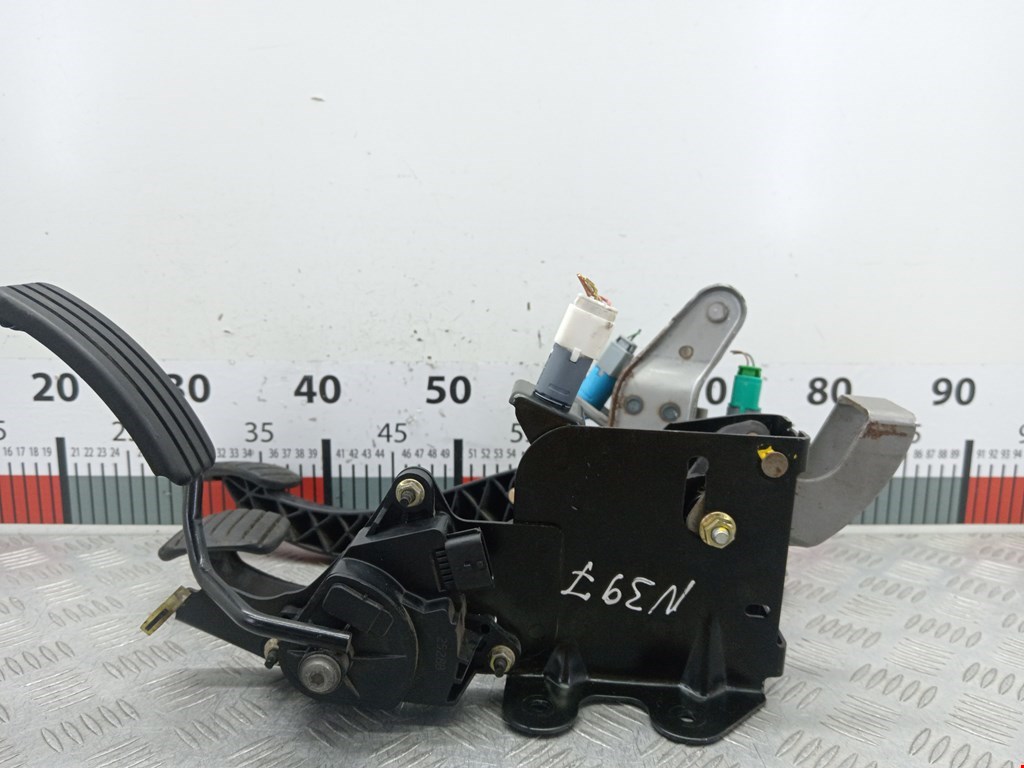 Блок педалей (педальный узел) RENAULT Megane II 2002-2009