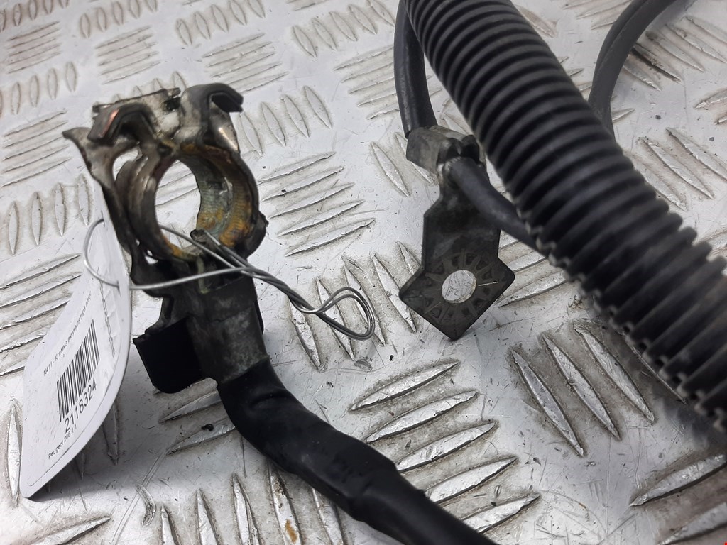 Клемма аккумулятора (плюс) + PEUGEOT 206 1998-2012