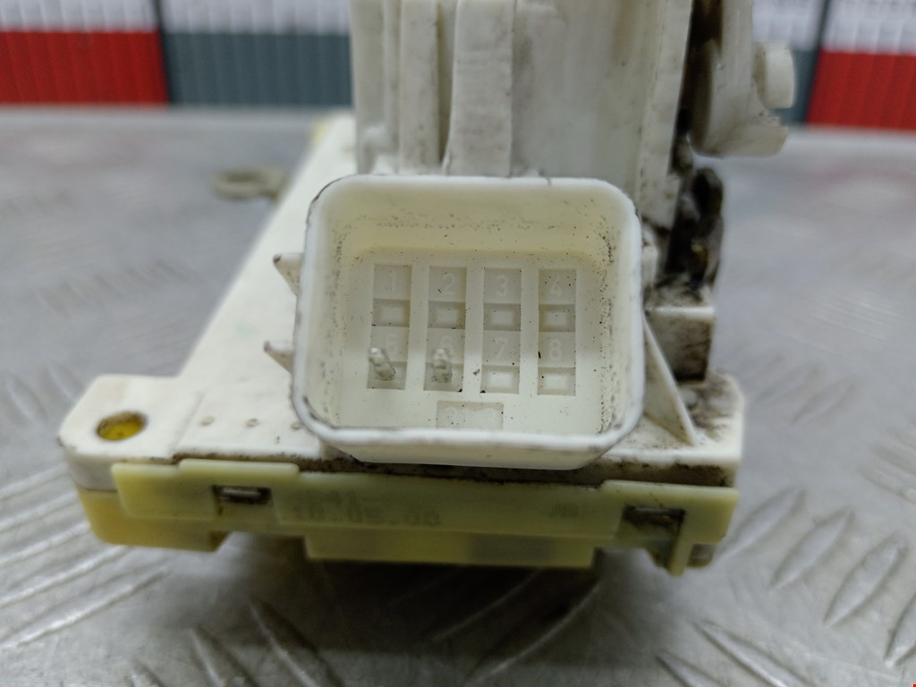 Замок двери задней правой FORD Focus I 1998-2005