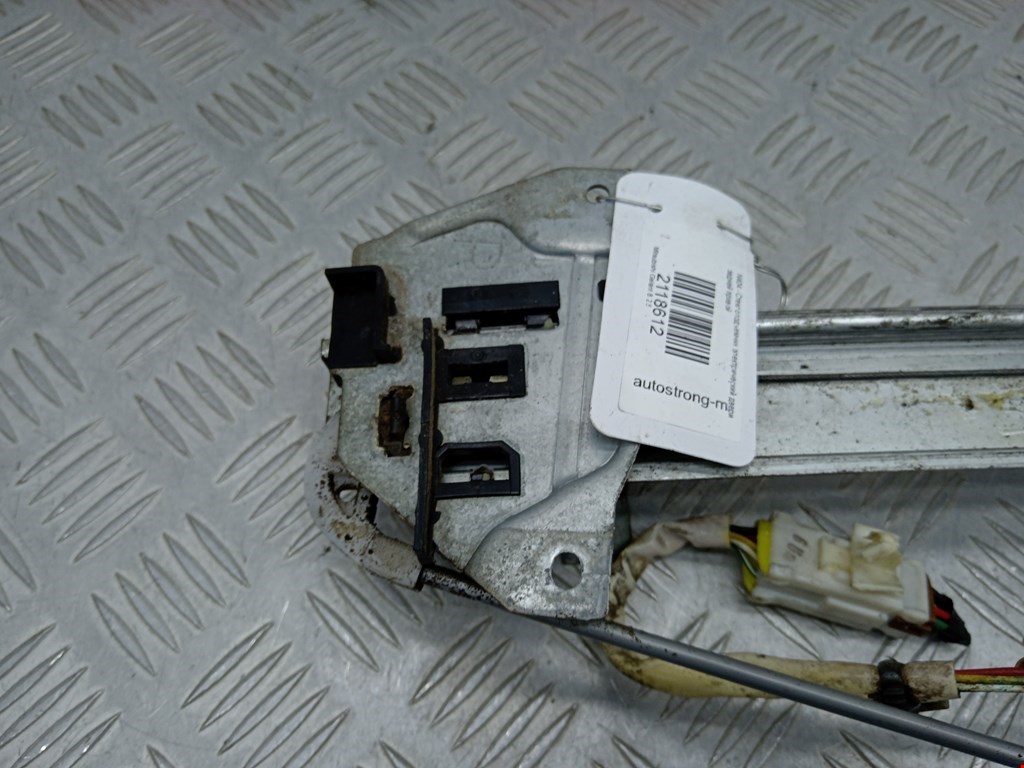 Стеклоподъемник задний правый MITSUBISHI Galant VIII 1996-2006