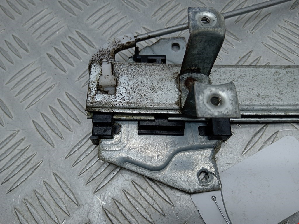 Стеклоподъемник задний правый MITSUBISHI Galant VIII 1996-2006