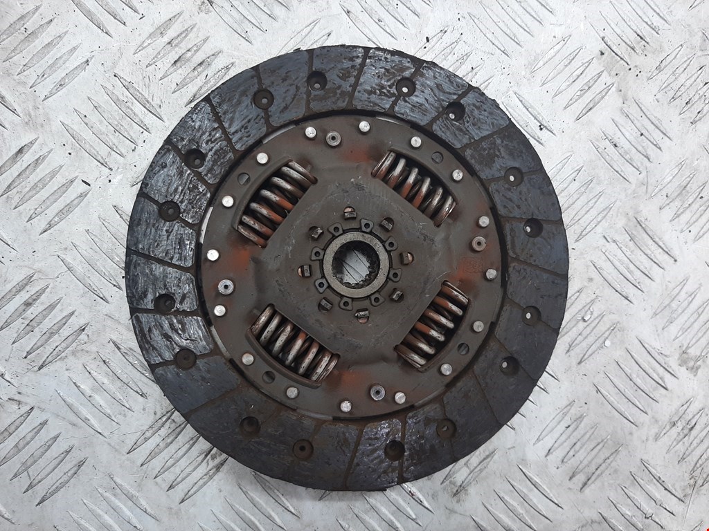 Маховик (демпфер сцепления) OPEL Corsa C 2000-2006