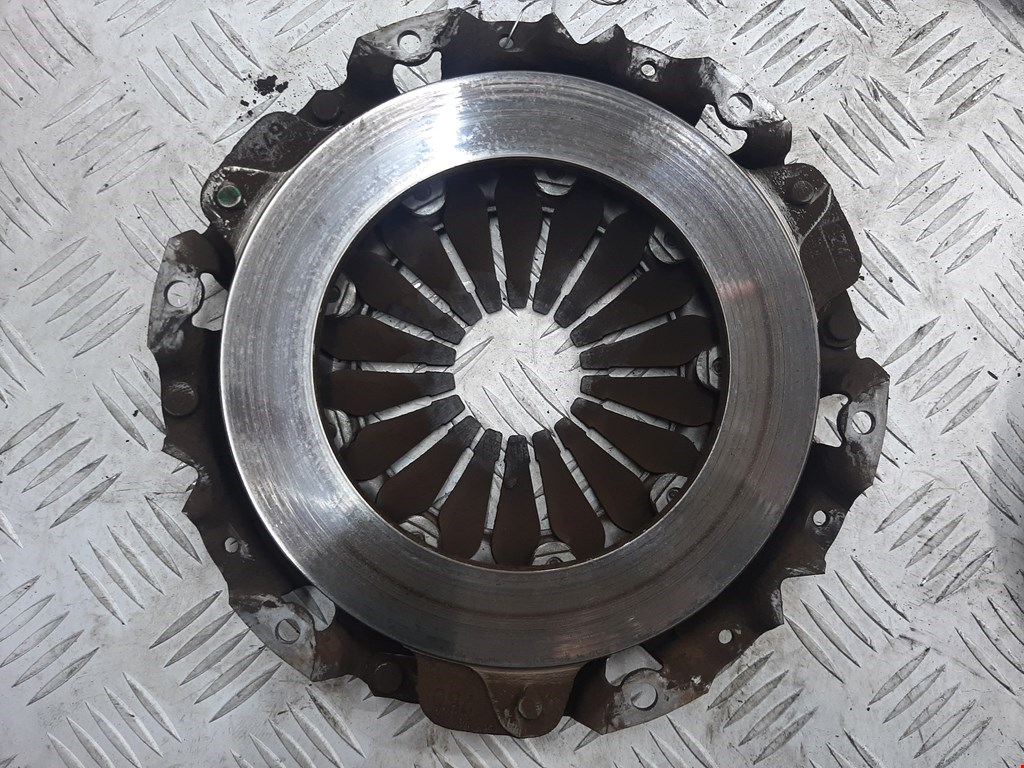 Маховик (демпфер сцепления) OPEL Corsa C 2000-2006